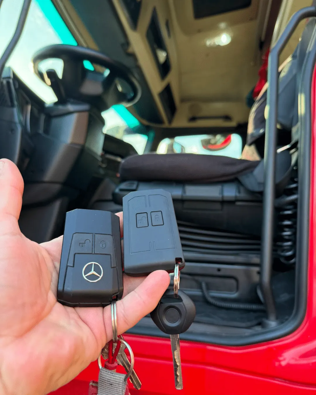 Izrada rezervnog ključa za Mercedes Actros - izlazak na teren - fotografija 7