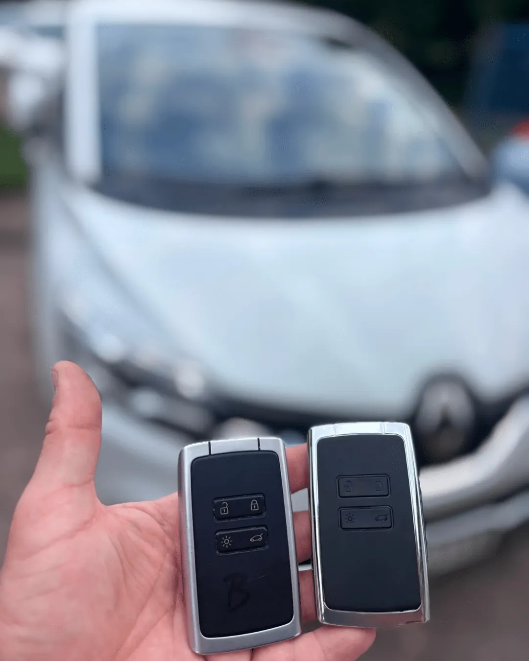 Izrada rezervne kartice za Renault Scénic IV 2018 - fotografija 3