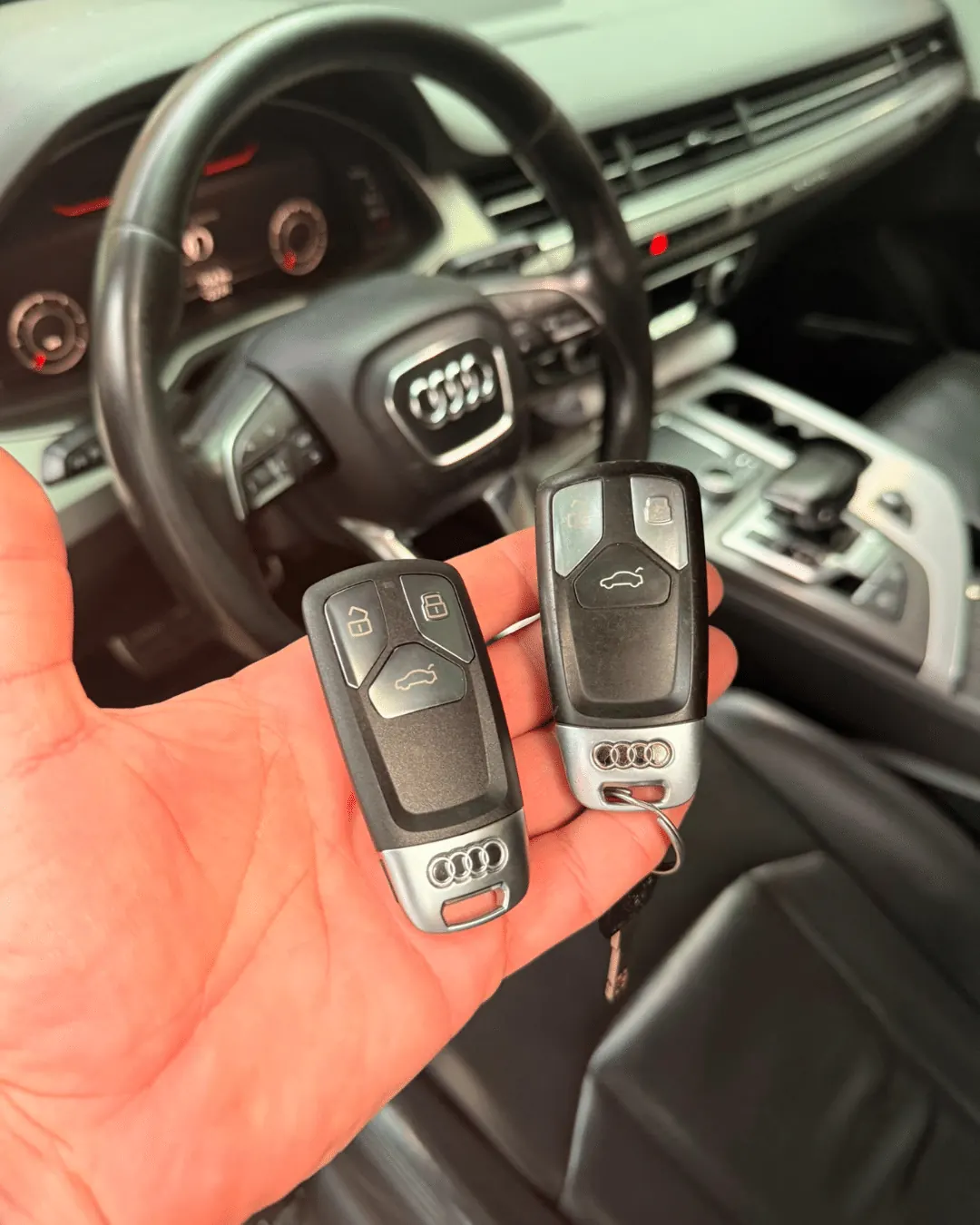 Izrada rezervnog ključa za Audi Q7 2017 - MLB platforma - fotografija 1