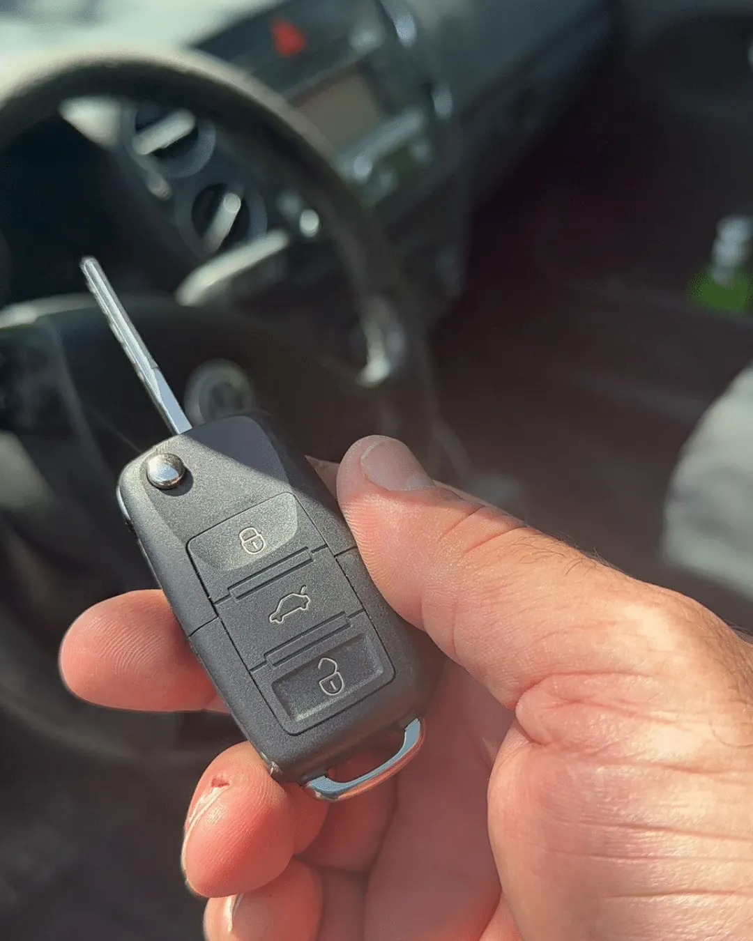 Izrada novih ključeva za dva Volkswagen Golf 5 vozila - kada su izgubljeni svi ključevi - fotografija 8