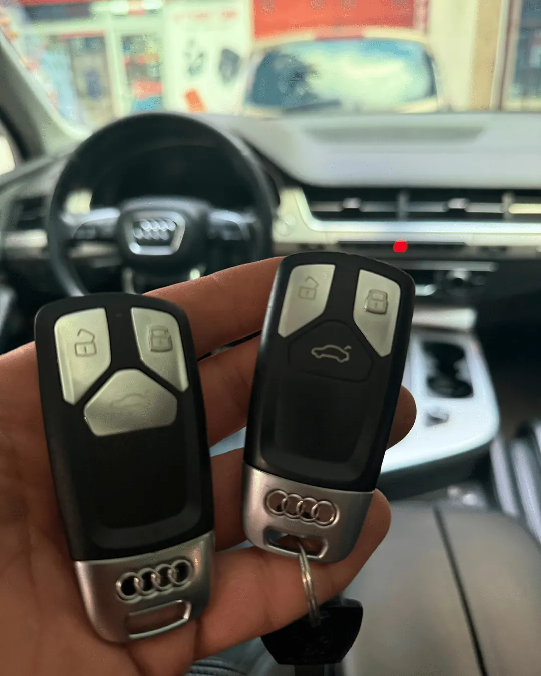Izrada rezervnog ključa za Audi Q7 2017 - MLB platforma - fotografija 3