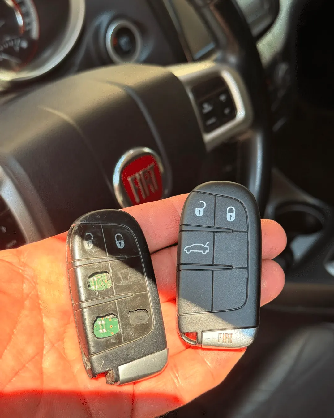 Izrada rezervnog Smart Keyless Go ključa za Fiat Freemont - fotografija 1