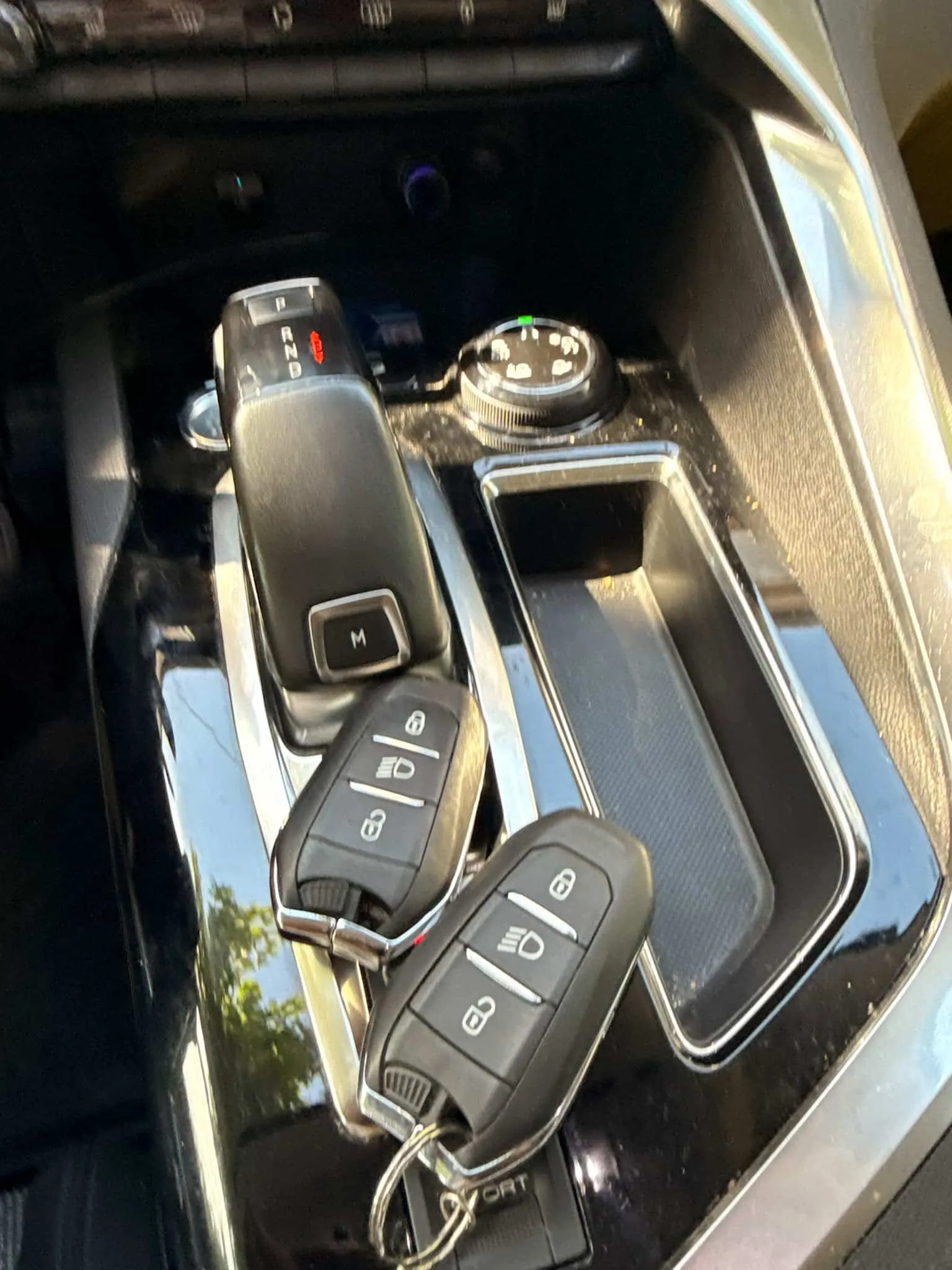 Izrada rezervnog ključa za Peugeot 3008 2017 - fotografija 2